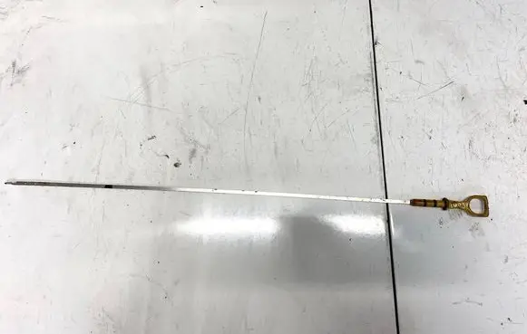 Hyundai Santa Fe Oil level dip stick 