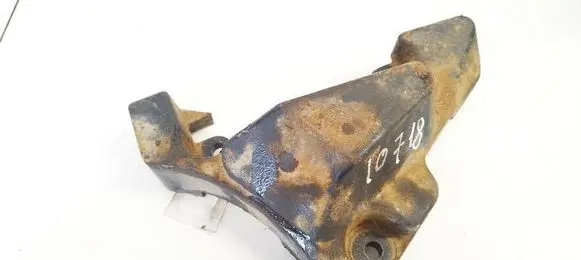 Renault Laguna I Engine mounting bracket 