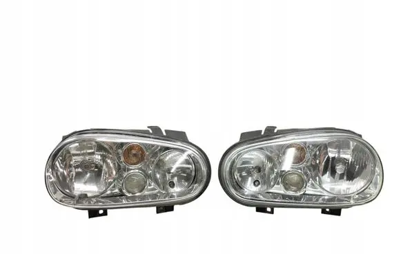 Volkswagen Golf IV Headlights/headlamps set 