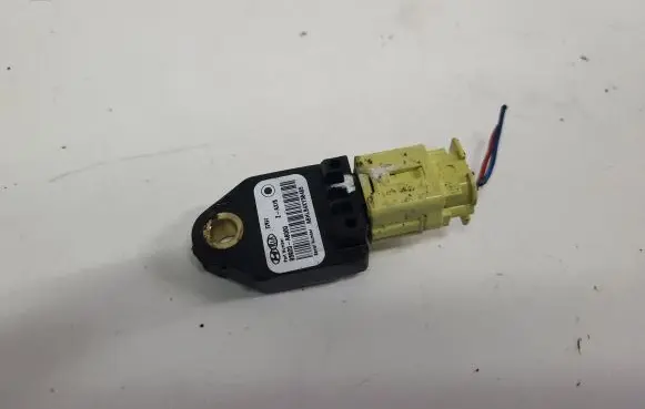 KIA Ceed Airbag deployment crash/impact sensor 95920A6000