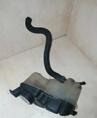 Volvo V70 Coolant expansion tank/reservoir