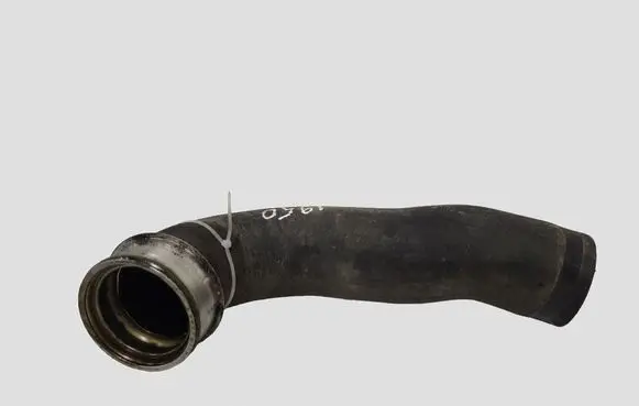 Volkswagen PASSAT B6 Air intake hose/pipe