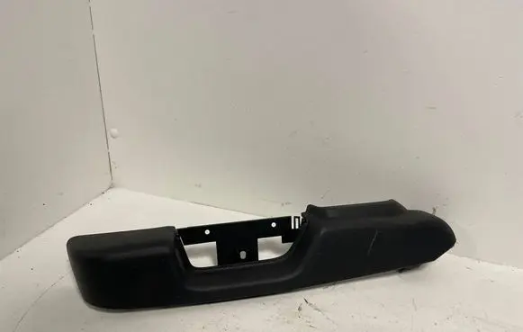 Volvo V70 Front door seat control surround trim 9174419