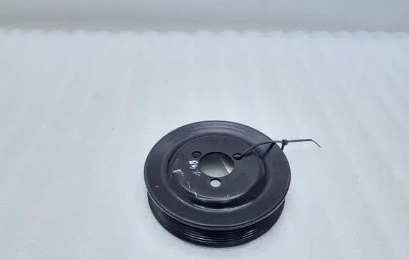 Audi A1 Water pump pulley 03D121028B