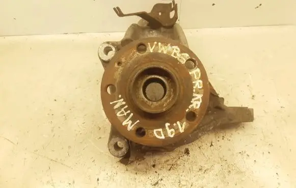 Volkswagen PASSAT B6 Front wheel hub spindle knuckle 3C0407257F