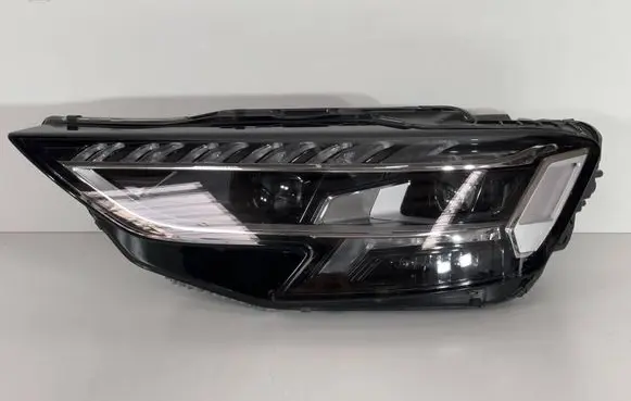 Audi A8 S8 D5 Headlight/headlamp 4N0941035