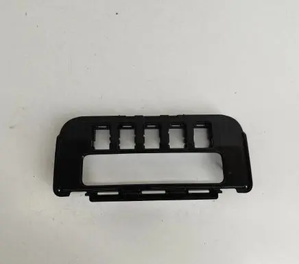 Dashboard glove box trim