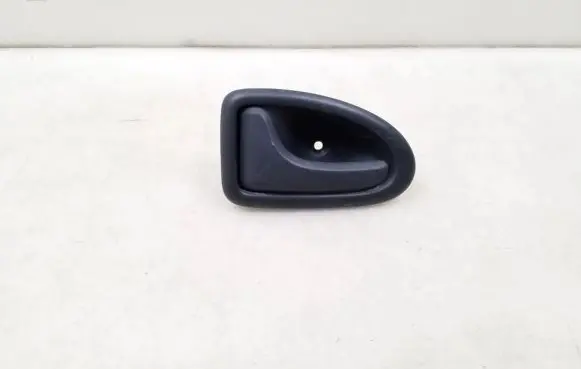 Nissan Primastar Front door interior handle 7700423887