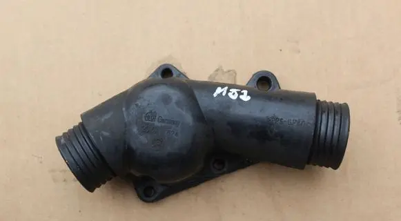 Thermostat/thermostat housing