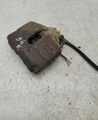 Volkswagen PASSAT B6 Front brake caliper