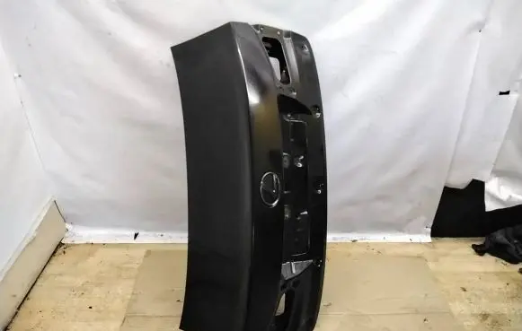 Lexus IS 220D-250-350 Tailgate/trunk/boot lid