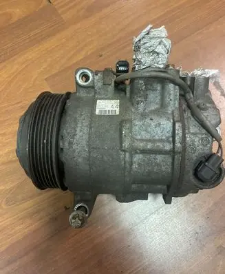 Mercedes-Benz C W204 Air conditioning (A/C) compressor (pump) A0022304411