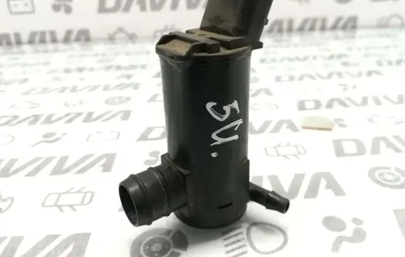 Lexus GS 300 400 430 Windscreen/windshield washer pump 85330-33020 060210-3860