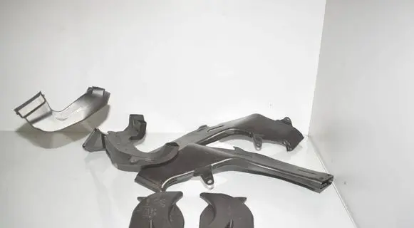 BMW 2 Active Tourer U06 Cabin air duct channel 7298807 7298808 9496548