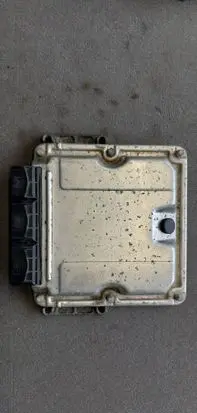 Renault Laguna II Engine control unit/module 0281010637 8200211711 8200085386