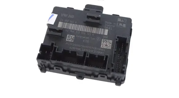Nissan Qashqai Door control unit/module 1EB959593A