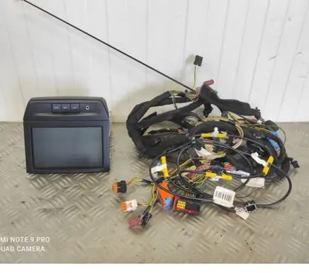 Citroen Berlingo Radio/CD/DVD/GPS head unit 9817704380 9662889580