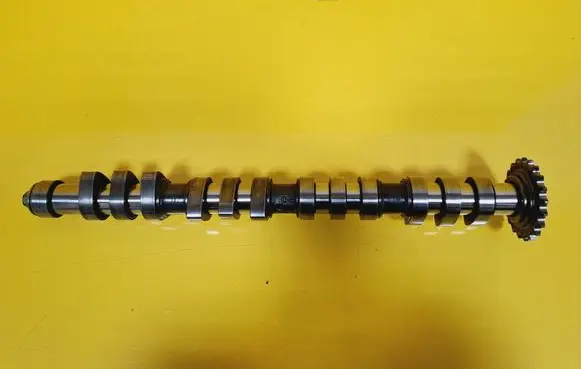 Volkswagen PASSAT B5 Camshaft 078109115F