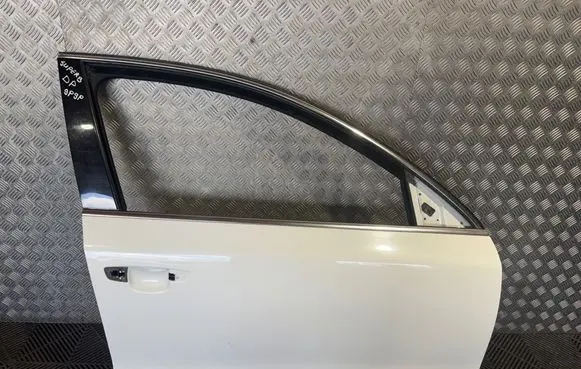 Skoda Superb B6 (3T) Front door