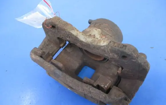 Mitsubishi Galant Front brake caliper
