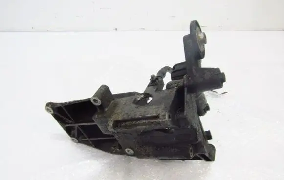 BMW 5 E39 Engine mounting bracket 7503463