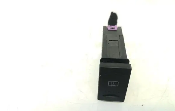 Volkswagen PASSAT B5.5 Windscreen/window heater switch 3B0959621C