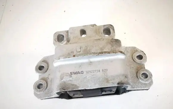 Volkswagen Golf V Engine mount bracket 32922724 32922724620