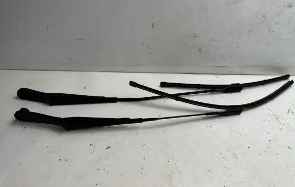 Audi A6 S6 C8 4K Windshield/front glass wiper blade 4K2955408 4K2955407
