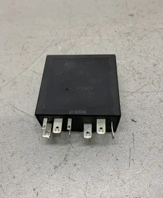 Audi A4 S4 B5 8D Other relay 4B0955531A