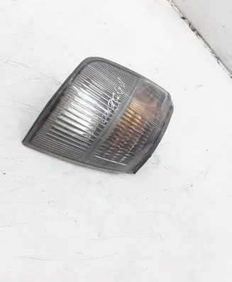 Mitsubishi Pajero Front indicator light 21037746