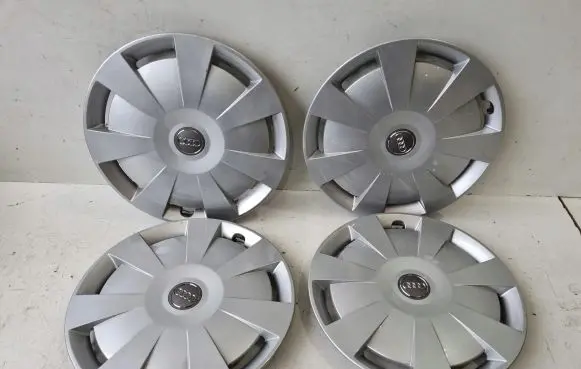 Audi A3 S3 8V R16 wheel hub/cap/trim 8V0601147D