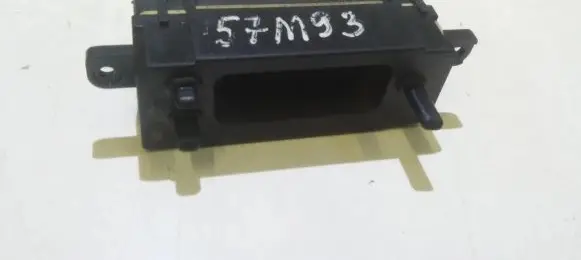 Mazda 323 F Screen/display/small screen