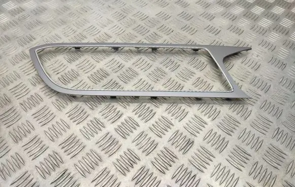 Seat Leon (5F) Radio/GPS head unit trim 5F1858061A