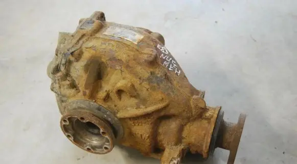 BMW X3 E83 Rear differential 7567995 EZF67W307 8900083006440005