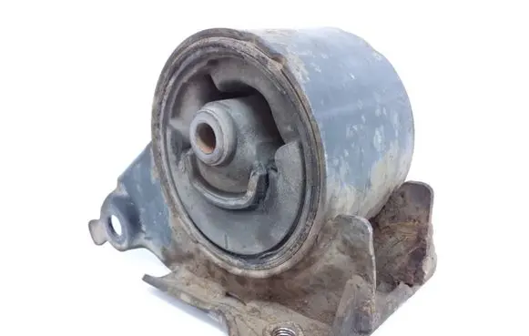 Nissan X-Trail T30 Gearbox mount 6113218H300