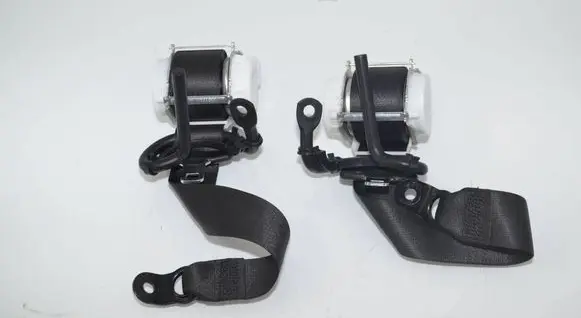 BMW i3 Rear seatbelt 7305644 7305643 72117305644