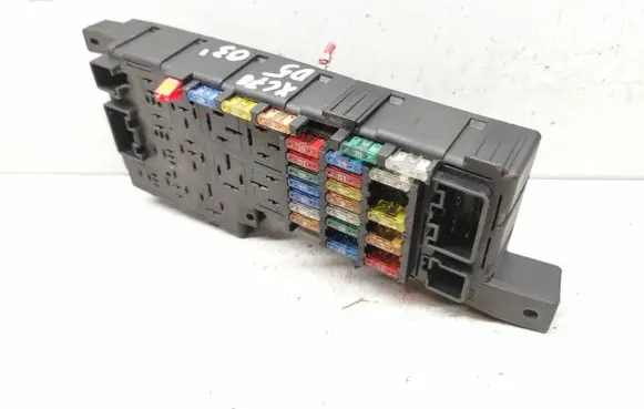 Volvo XC70 Fuse module 518787205 8678449DIEP2X