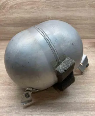 Mercedes-Benz E W211 Air suspension tank/reservoir A2113200115