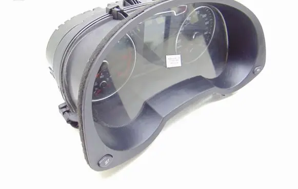 Audi Q3 8U Speedometer (instrument cluster) 8U0920980E