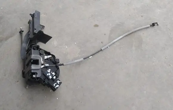 Ford S-MAX Sliding door lock 6M2AR21813EB