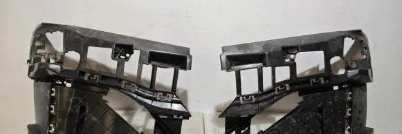 BMW 7 G11 G12 Front bumper mounting bracket 51117475185