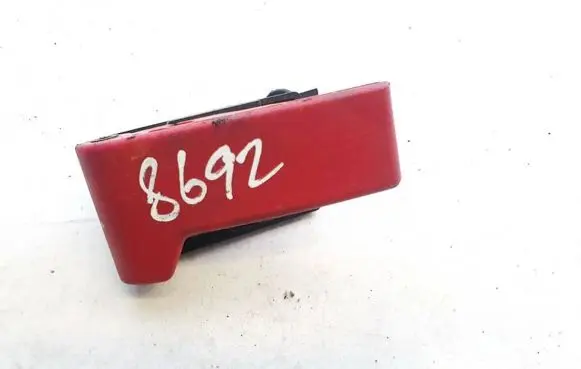 Engine bonnet (hood) release handle