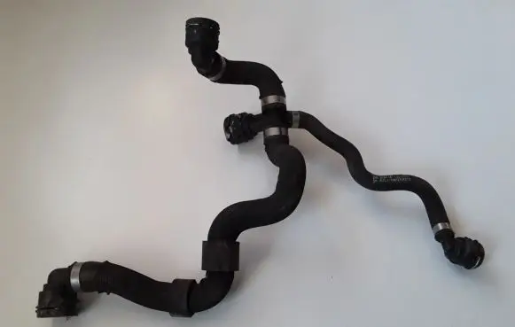 Mercedes-Benz C W205 Engine coolant pipe/hose A2055011691