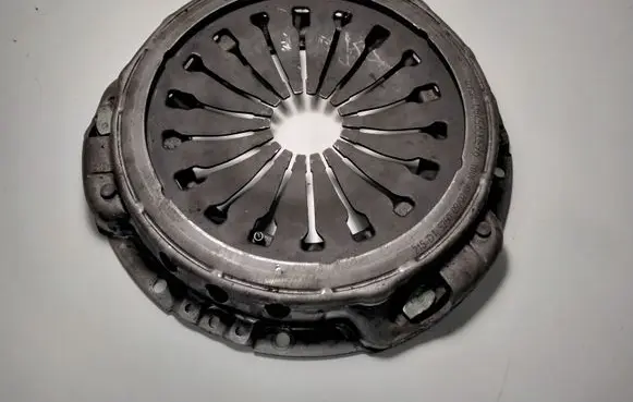 Peugeot 406 Pressure plate 9630095280 185472