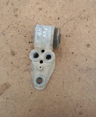 Audi A6 S6 C5 4B Rear axle beam mounts housing 4b0501522E 8E0501522H