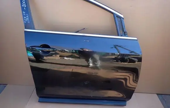 Mazda CX-7 Front door