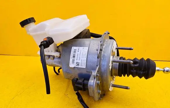 Peugeot 5008 Brake booster 9863485580