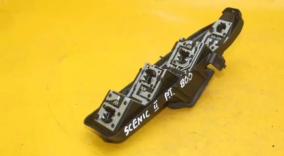 Renault Scenic II - Grand scenic II Tail light bulb cover holder 800