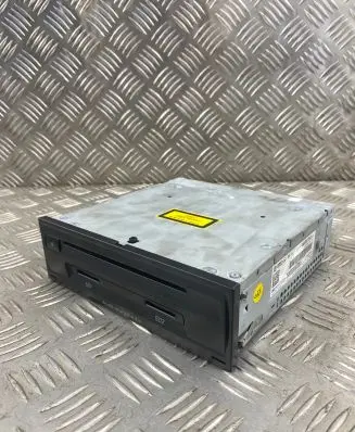 Navigation unit CD/DVD player