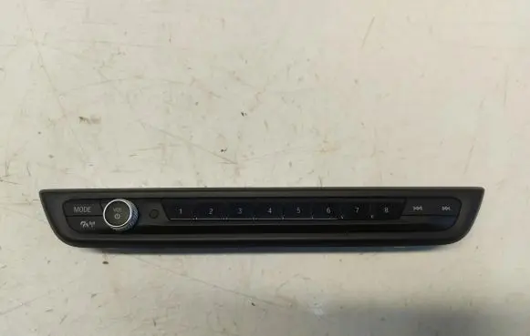 BMW 1 F40 Head unit multimedia control 5a47c50-01